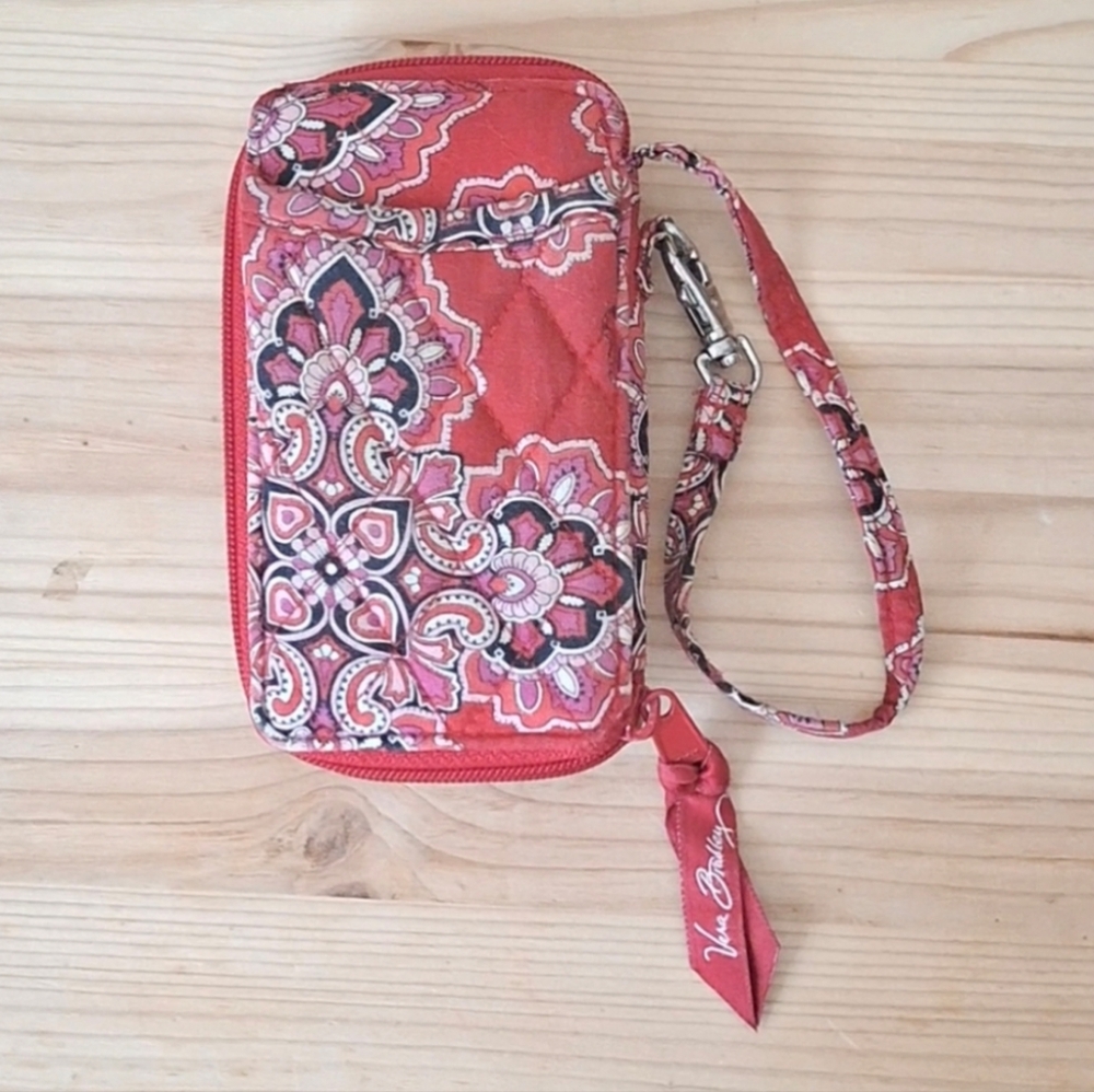 ❤️💙Vera Bradley 'Frankly Scarlet' Wristlet💙❤️